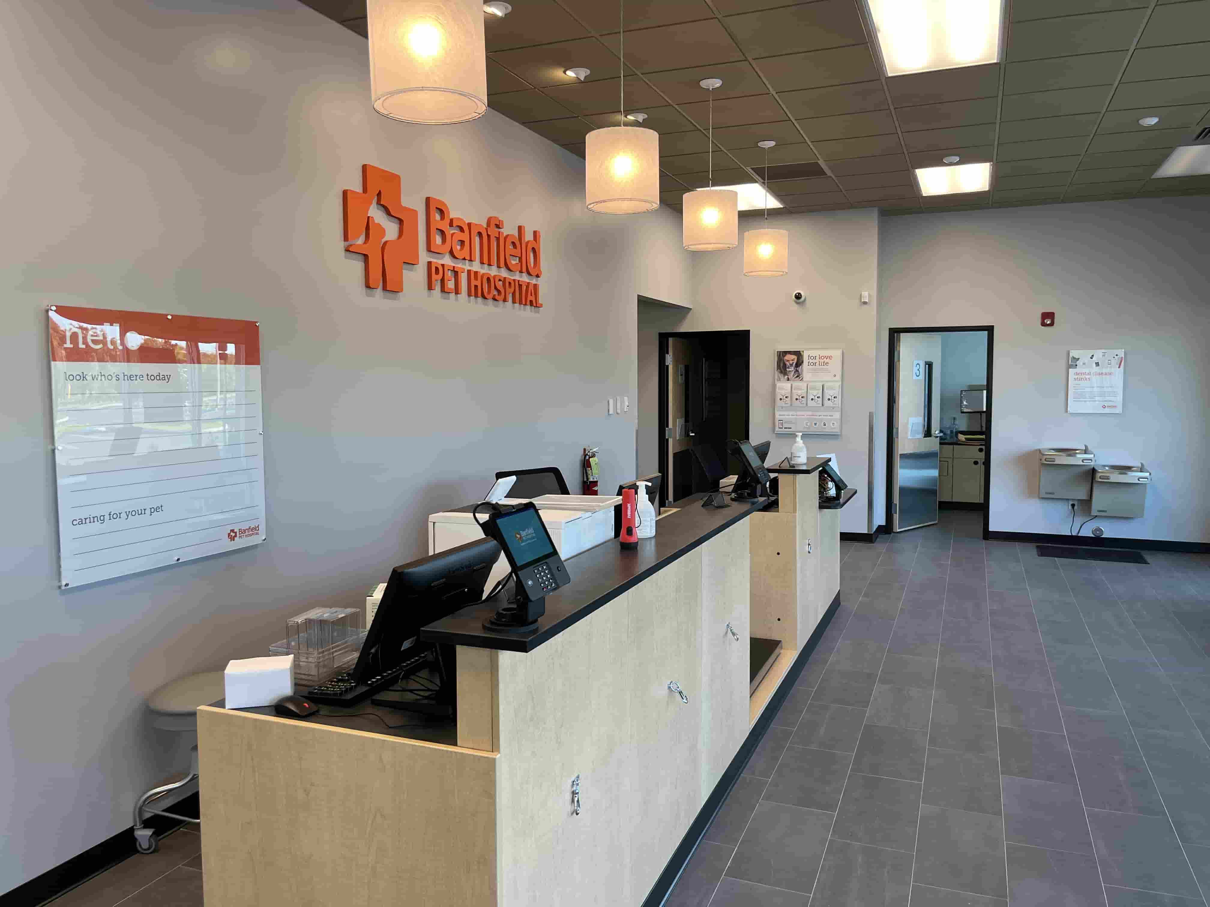 The Banfield Port St. Lucie Gatlin front desks and lobby