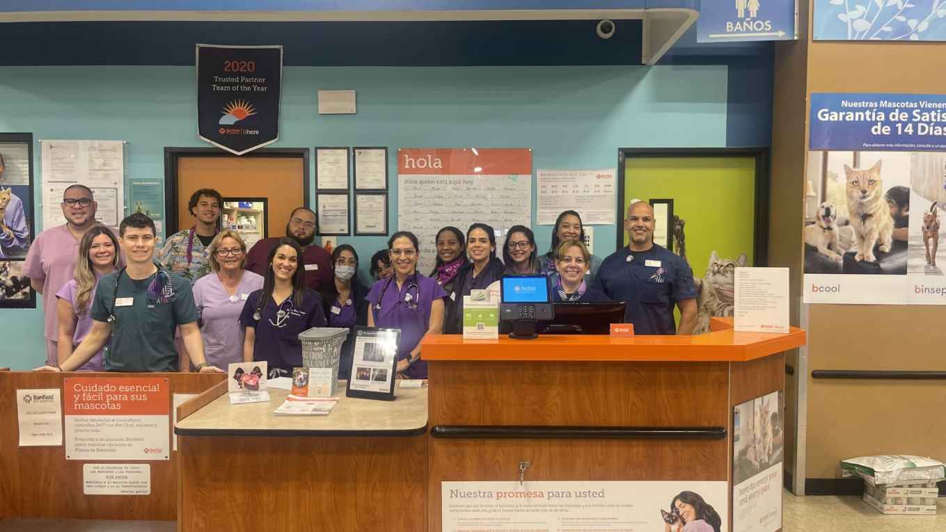 Team photo of Associates at Banfield Pet Hospital Senorial Plaza San Juan
