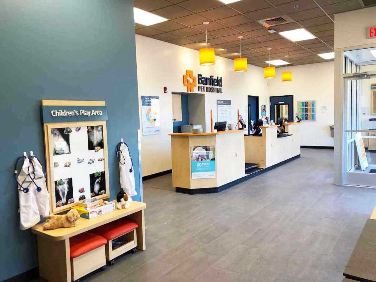 The lobby of the Banfield Pet Hospital