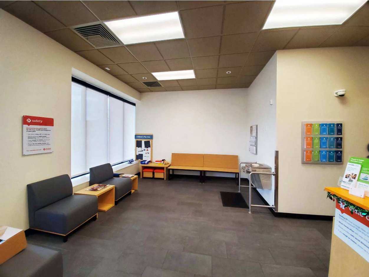 The waiting area of the Banfield Pet Hospital
